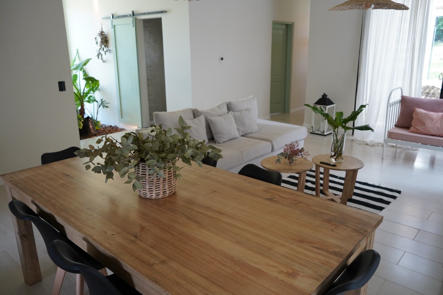 Casa en alquiler con piscina climatizada Pinamar