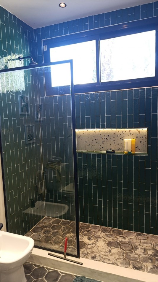 Casa en alquiler con piscina climatizada Pinamar