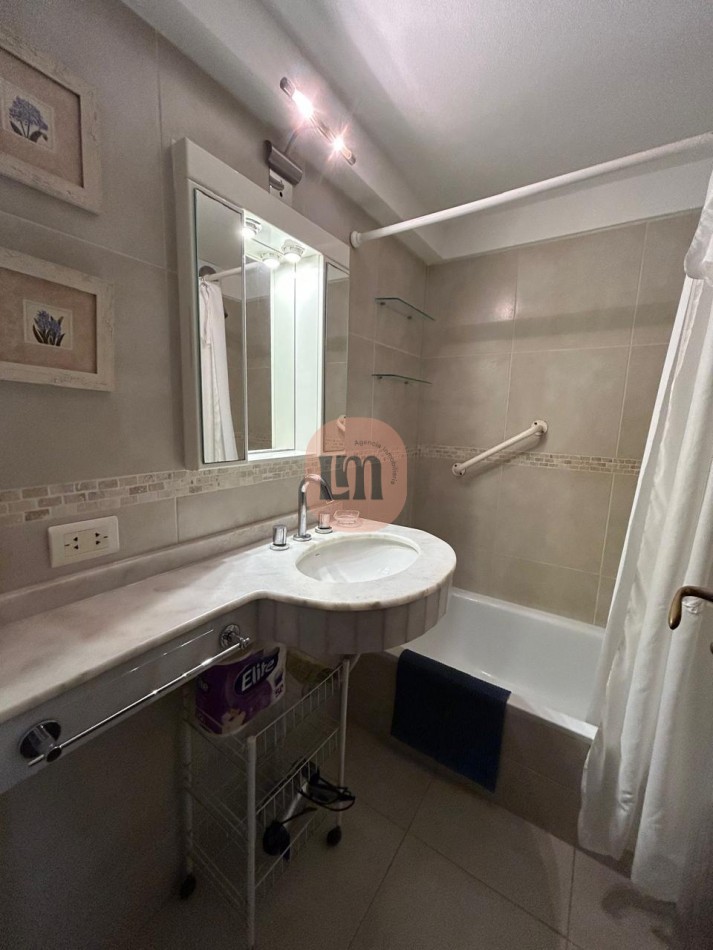 Departamento en venta, 3 dormitorios, a metros del mar. Pinamar norte