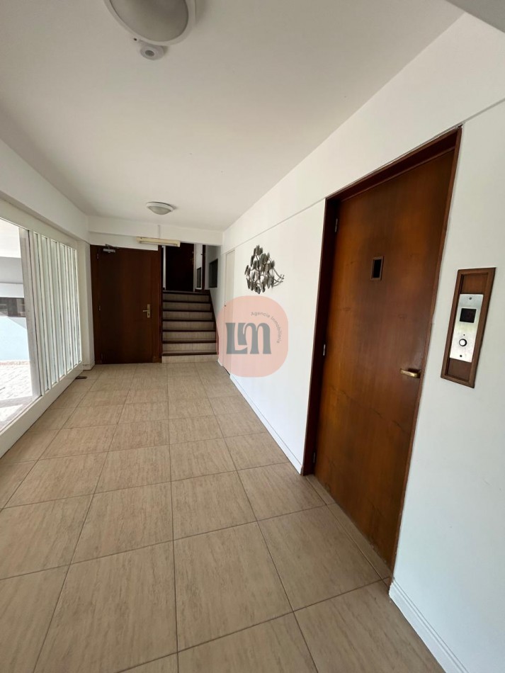 Departamento en venta, 3 dormitorios, a metros del mar. Pinamar norte