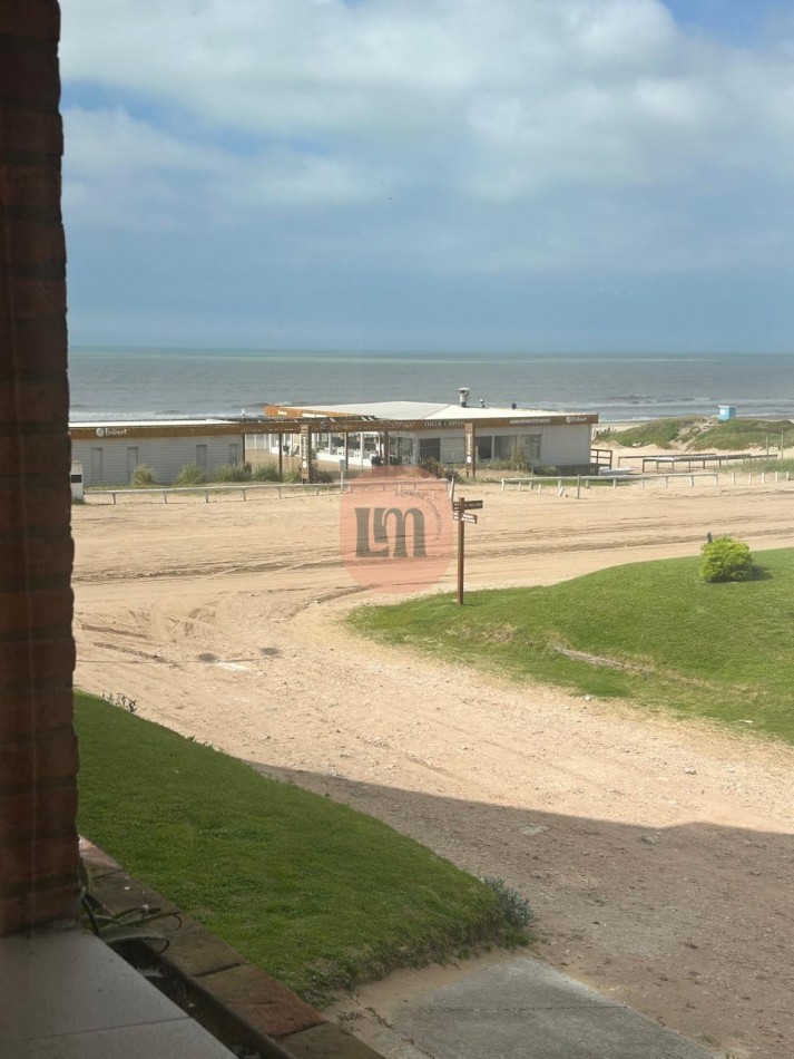 Alquiler departamento frente a la playa