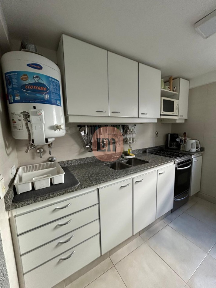Departamento en venta, 3 dormitorios, a metros del mar. Pinamar norte