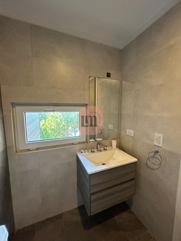 Exclusivo Departamento 3 ambientes en la frontera