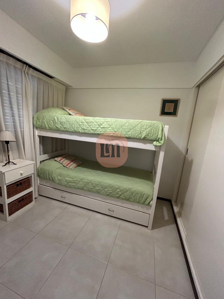 Departamento en venta, 3 dormitorios, a metros del mar. Pinamar norte