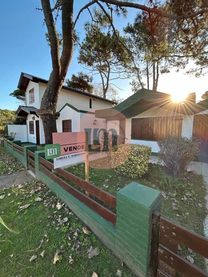 Casa + Duplex, Villa Gesell en Venta