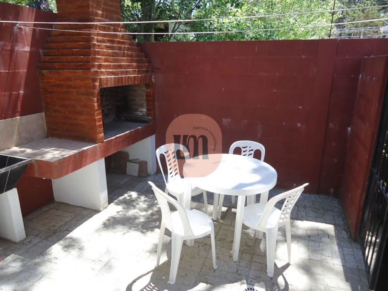 Casa + Duplex, Villa Gesell en Venta