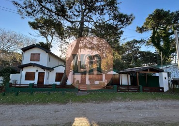 Casa + Duplex, Villa Gesell en Venta